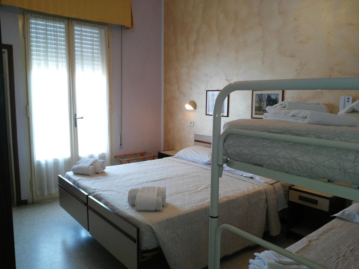 Hotel Marittimo Rimini Exterior photo