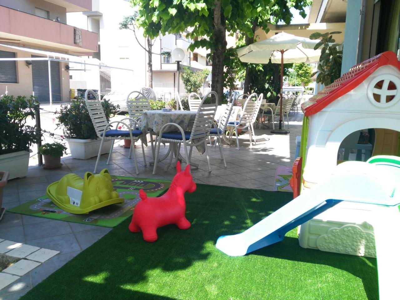 Hotel Marittimo Rimini Exterior photo